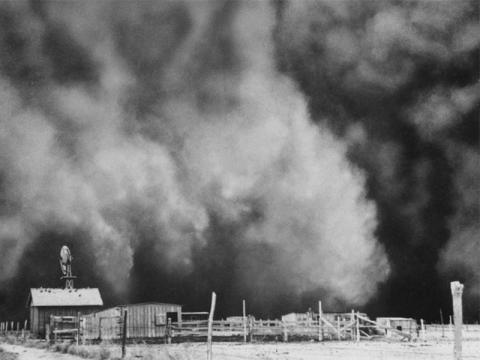 Dust storm on Palm Sunday, April 14, 1935, Boise City, Oklahoma.