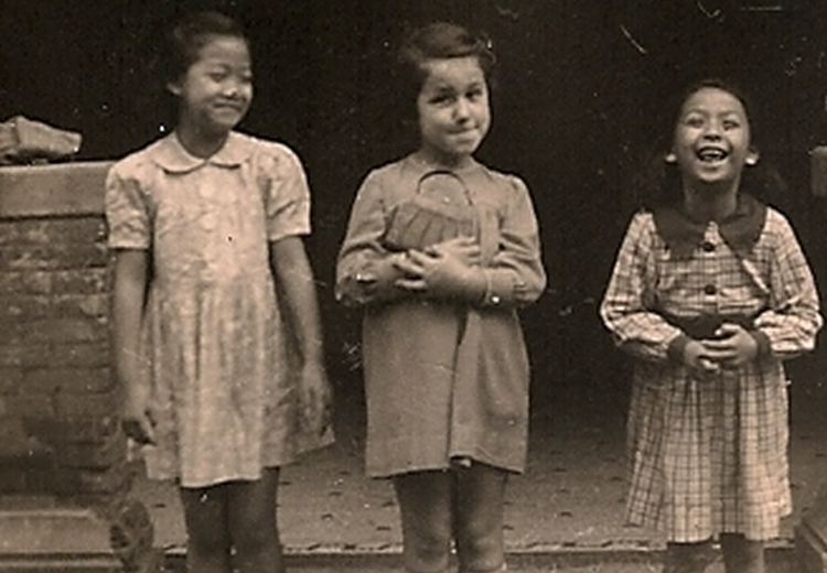 A Jewish girl and her Chinese friends in the Shanghai Ghetto during WWII, from the collection of the Shanghai Jewish Refugees Museum