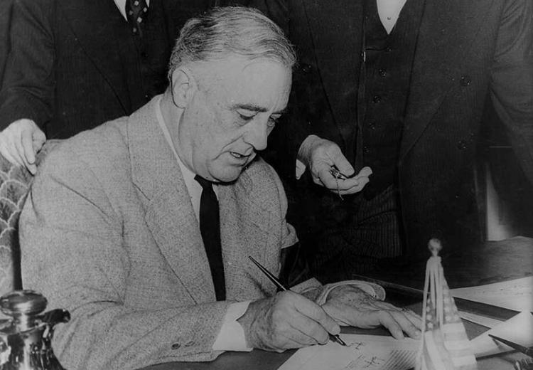 President Roosevelt signing the declaration of war against Germany, Dec. 11, 1941
