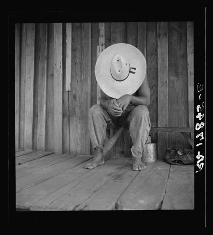 Turpentine worker. DuPont, Georgia